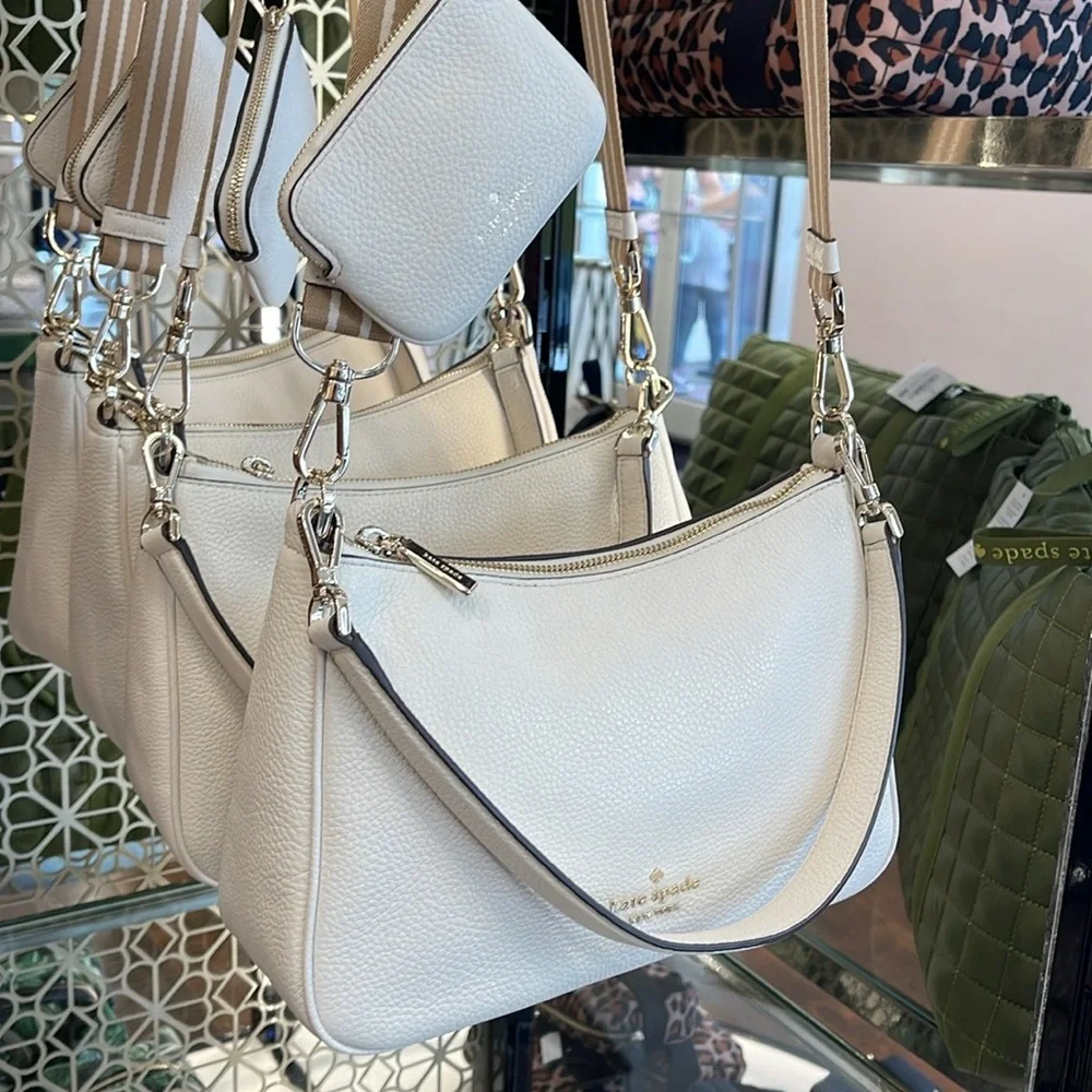 Kate Spade Rosie Shoulder Bag With Tech Attachment AirPod
Parchment
NWT - Picture 2 of 16